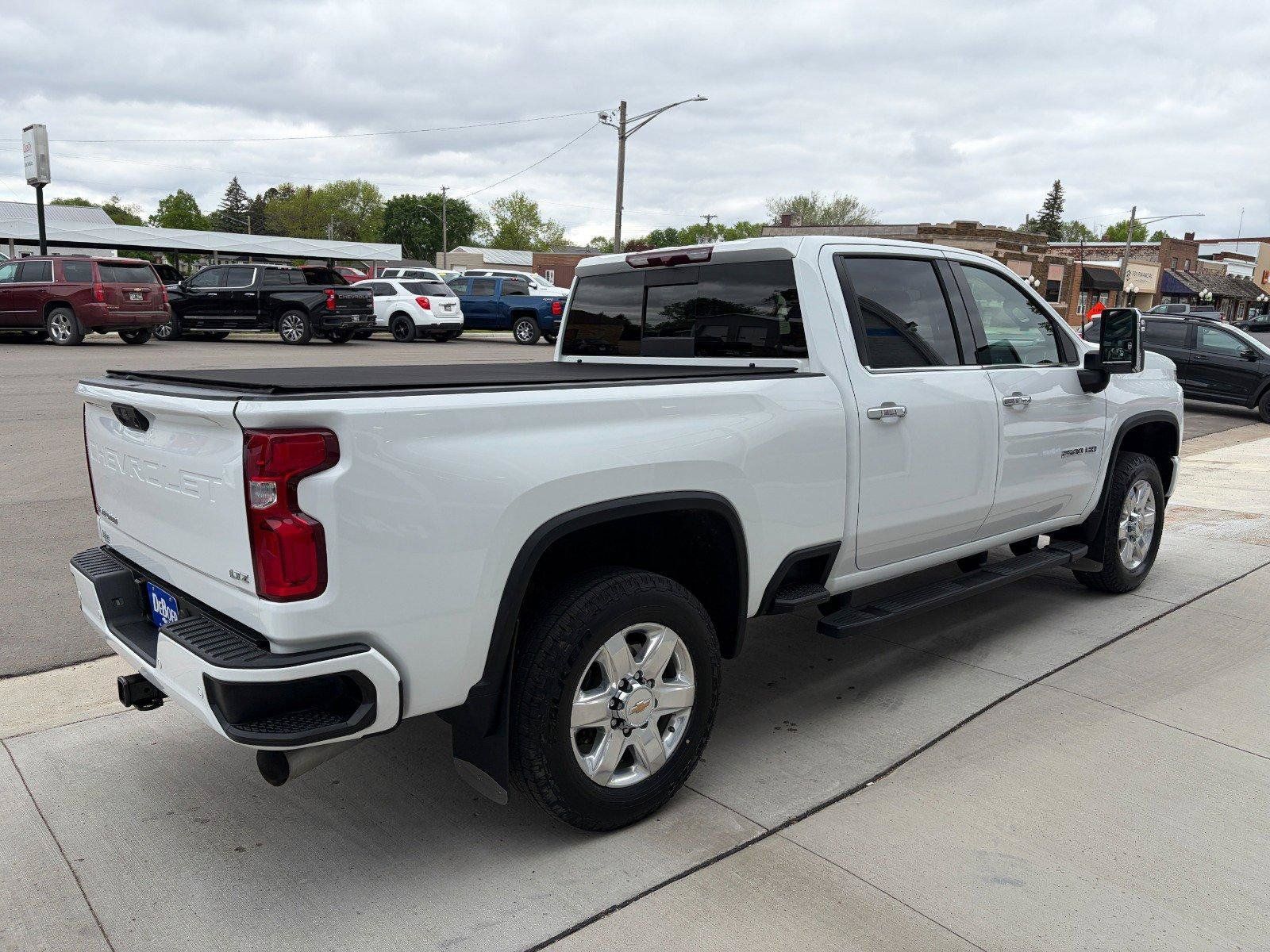Used 2021 Chevrolet Silverado 2500 LTZ w/ Z71 Chrome Sport Edition AWD/4WD image 5