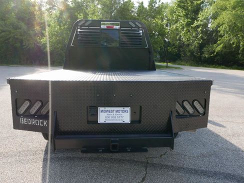 Used 2024 Ford F350 XLT w/ FX4 Off-Road Package AWD/4WD image 7