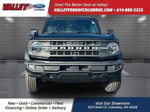 New 2025 Ford Bronco Base image 2