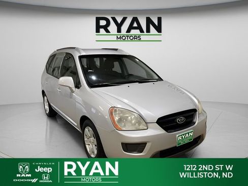 Used 2007 Kia Rondo LX w/ Convenience Pkg image 1
