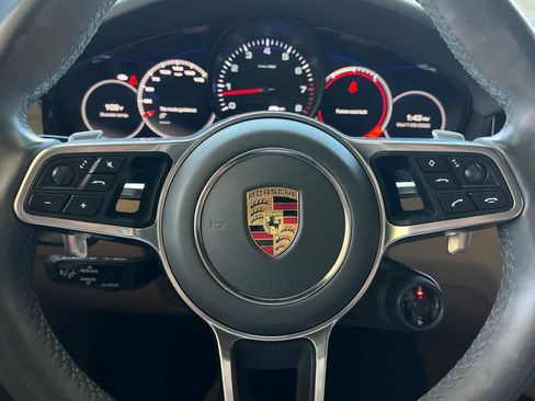 Used 2021 Porsche Cayenne Coupe AWD/4WD image 24