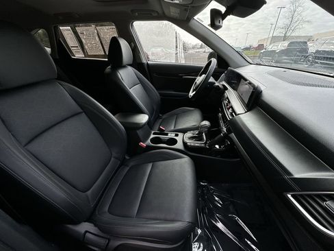 Used 2024 Kia Seltos SX w/ SX Sunroof Package image 26
