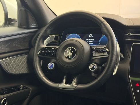 Used 2024 Maserati Grecale GT image 26