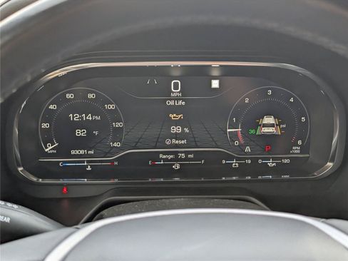 Used 2022 GMC Yukon SLT w/ SLT Premium Package RWD image 19