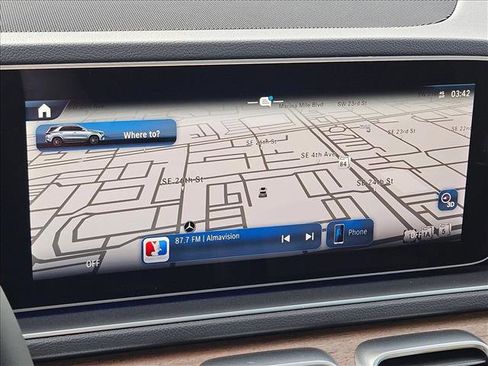 Used 2025 Mercedes-Benz GLE 350 4MATIC image 13