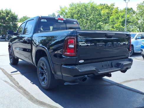 Used 2025 RAM 1500 Big Horn AWD/4WD image 5