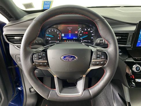 Used 2022 Ford Explorer ST-Line image 15