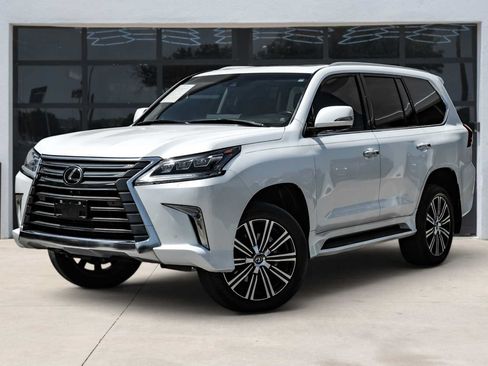 Used 2021 Lexus LX 570 4WD w/ Luxury Package image 1