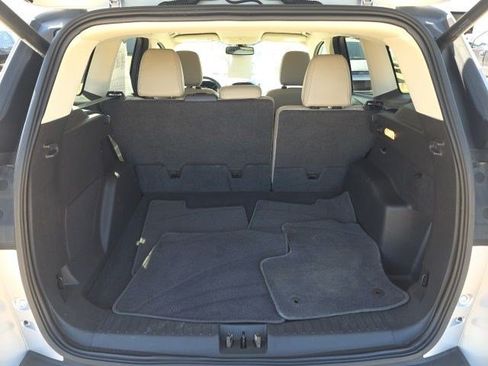 Used 2019 Ford Escape Titanium AWD/4WD image 10
