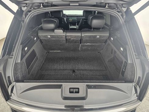 Used 2025 Land Rover Range Rover Long Wheelbase Autobiography AWD/4WD image 14