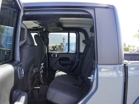 New 2026 Jeep Gladiator Sport AWD/4WD image 20
