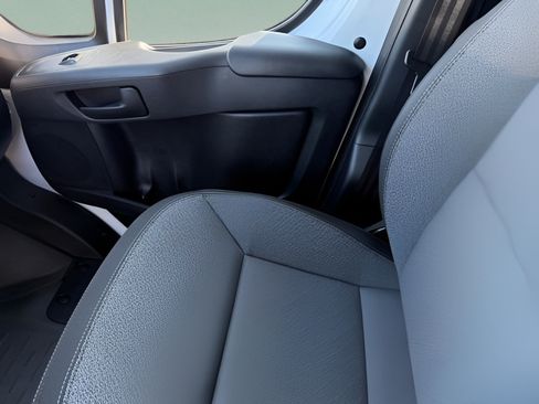 New 2025 RAM ProMaster 1500 w/ Convenience Group FWD image 28