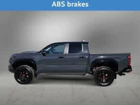 Used 2024 Toyota Tacoma TRD Pro AWD/4WD image 10