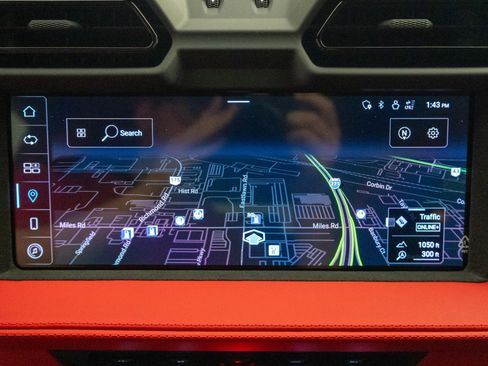 Used 2025 Lamborghini Urus SE image 17