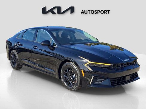 New 2026 Kia K5 LXS image 3