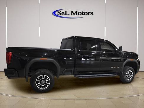 Used 2022 GMC Sierra 2500 AT4 w/ Gooseneck/5TH Wheel Package AWD/4WD image 9