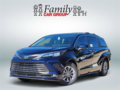 New 2025 Toyota Sienna XLE