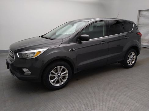 Used 2019 Ford Escape SE AWD/4WD image 2
