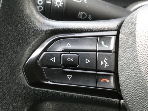 Used 2023 RAM ProMaster 2500 FWD image 10