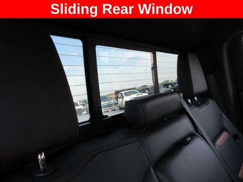 Certified 2021 GMC Sierra 1500 AT4 w/ AT4 Value Package AWD/4WD image 30