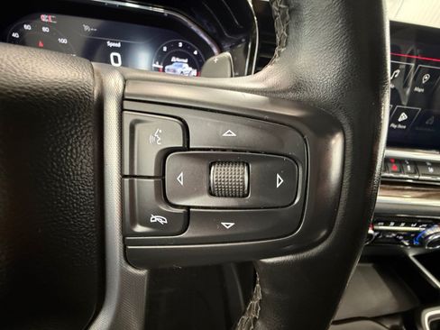 Used 2024 GMC Sierra 1500 Elevation w/ LPO, Elevation Black Package AWD/4WD image 18