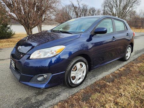 Used 2009 Toyota Matrix S image 2