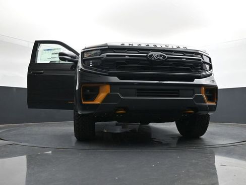 Used 2025 Ford Expedition Tremor image 50