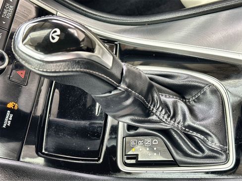 Used 2017 INFINITI Q60 w/ Cargo Package image 28