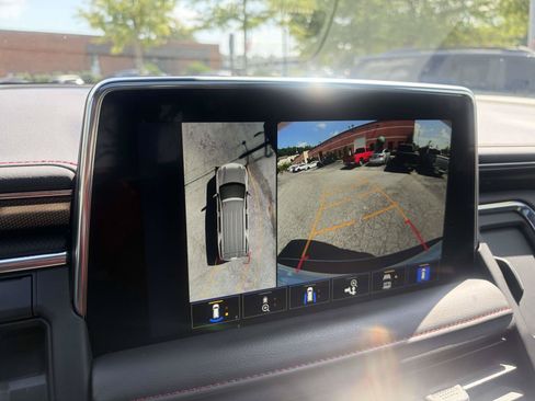 Used 2023 Chevrolet Tahoe RST w/ Luxury Package AWD/4WD image 14