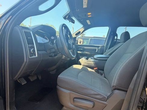 Used 2024 RAM 1500 Warlock RWD image 5
