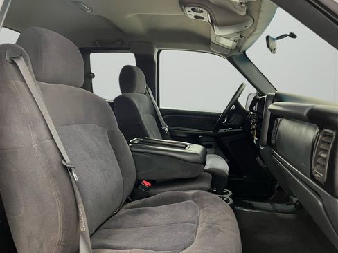 Used 2001 Chevrolet Silverado 2500 LS image 19