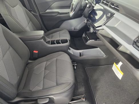 New 2027 Chevrolet Bolt LT w/ Comfort Package FWD image 15