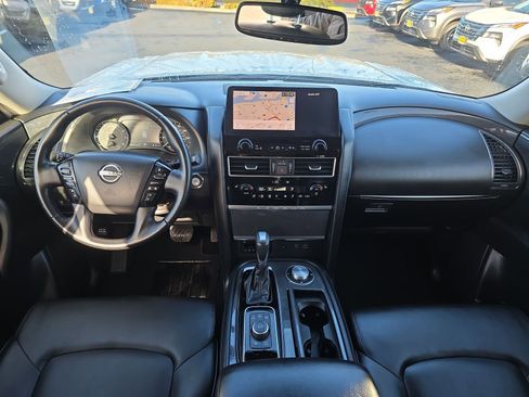 Used 2024 Nissan Armada SV image 27