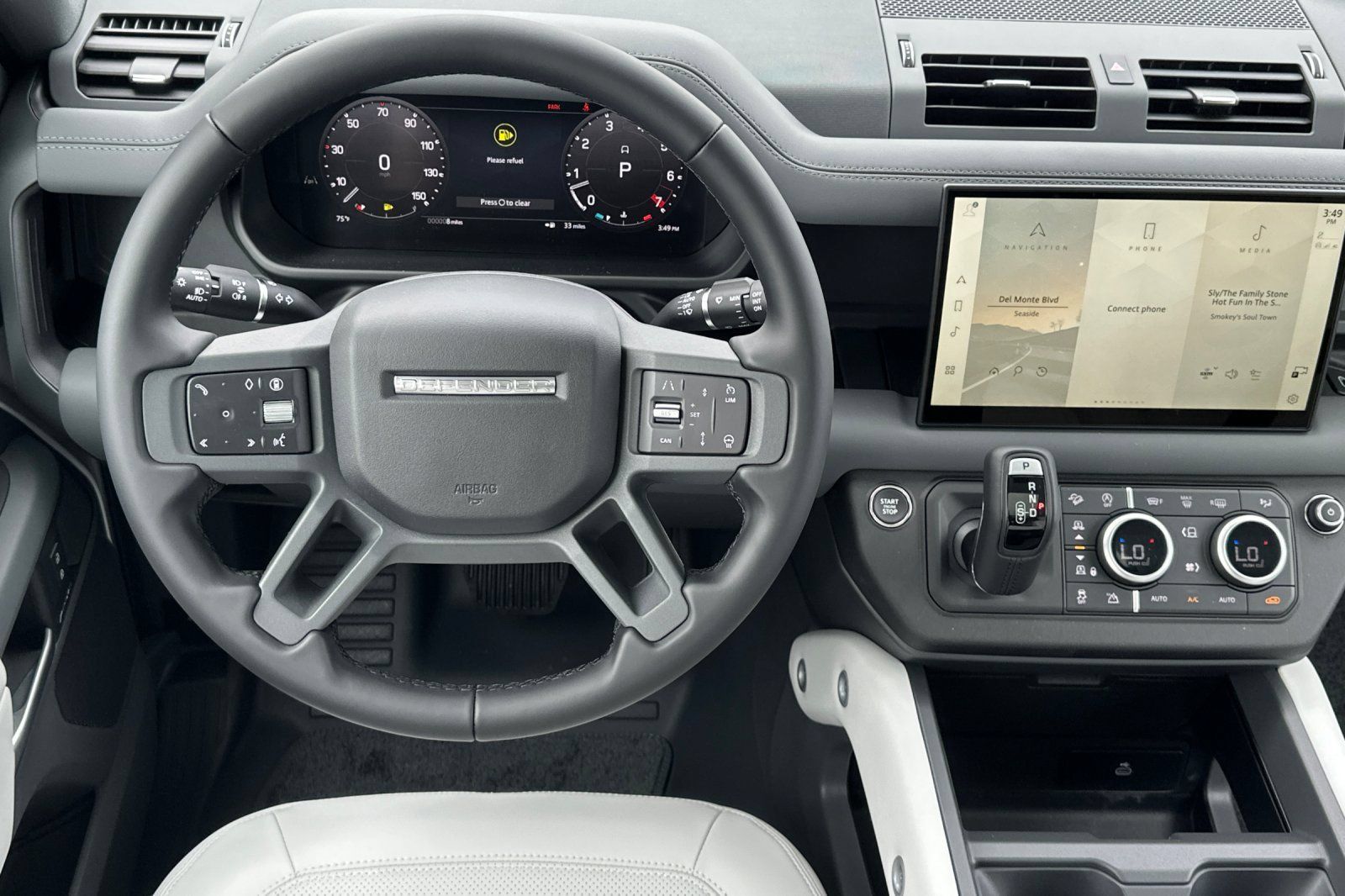 New 2025 Land Rover Defender 130 S AWD/4WD image 14