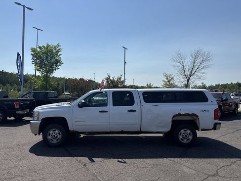 Used 2013 Chevrolet Silverado 2500 LT AWD/4WD image 9