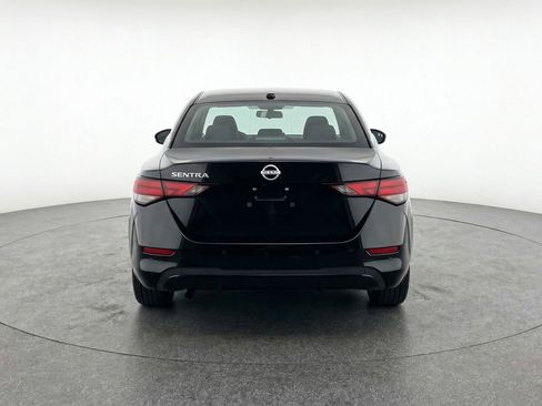 Used 2025 Nissan Sentra SV image 7