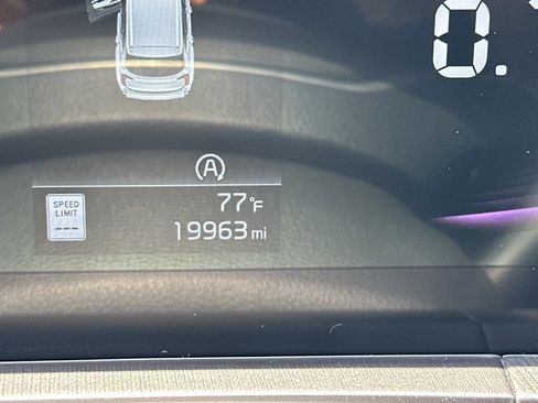 Certified 2024 Kia Telluride S AWD/4WD image 32