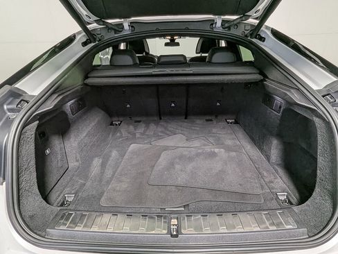 Used 2022 BMW X6 xDrive40i w/ M Sport Package image 48