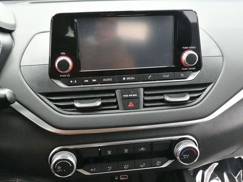 Used 2021 Nissan Altima 2.5 S image 16