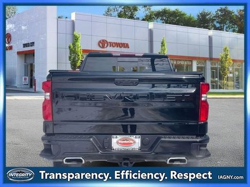 Used 2025 Chevrolet Silverado 1500 LT Trail Boss w/ Convenience Package II image 7