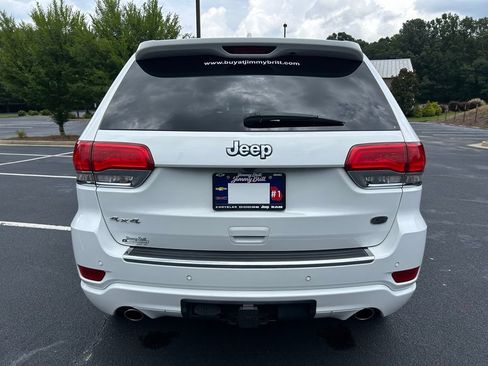 Used 2017 Jeep Grand Cherokee Overland w/ Jeep Active Safety Group AWD/4WD image 19