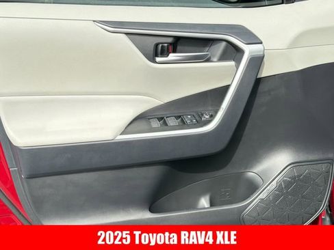 Certified 2025 Toyota RAV4 XLE FWD image 4