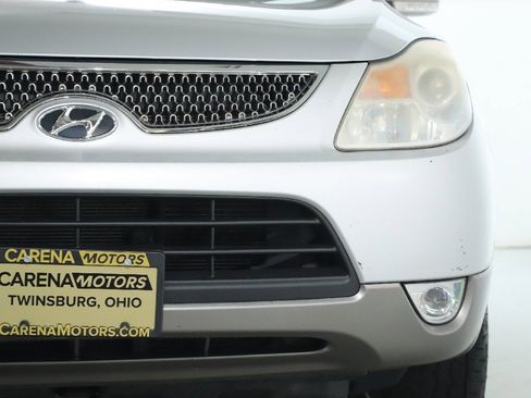 Used 2011 Hyundai Veracruz GLS image 17
