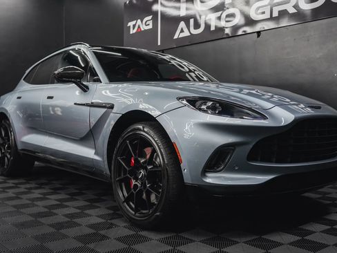 Used 2021 Aston Martin DBX AWD/4WD image 22