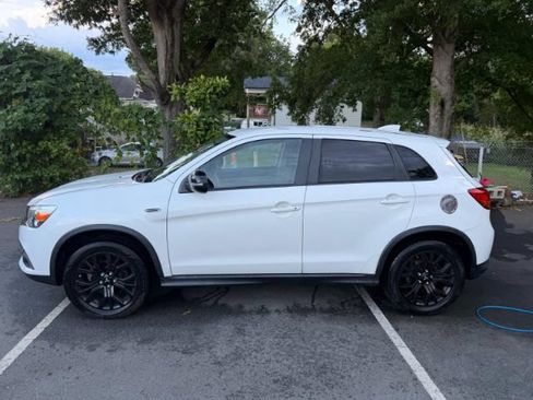 Used 2017 Mitsubishi Outlander Sport LE FWD image 4