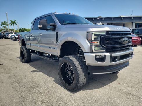 Used 2020 Ford F250 Lariat AWD/4WD image 3