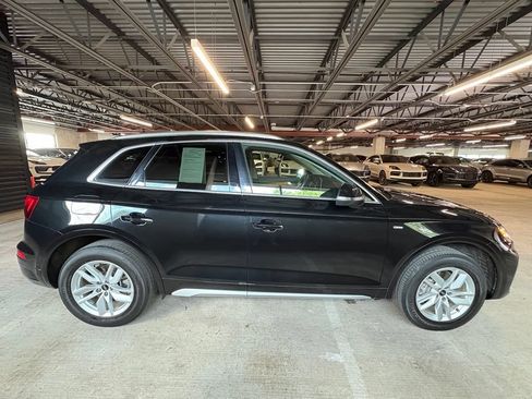 Used 2023 Audi Q5 2.0T Premium w/ Convenience Package AWD/4WD image 9