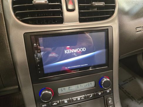 Used 2006 Chevrolet Corvette Base 2D Convertible w/ Preferred Equipment Group image 17