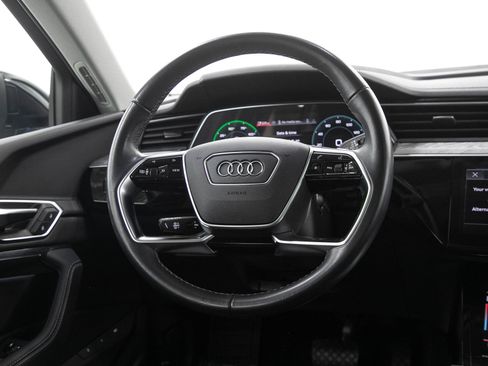 Used 2024 Audi Q8 e-tron Premium Plus w/ Premium Plus Package AWD/4WD image 18