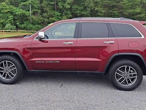 Used 2019 Jeep Grand Cherokee Limited AWD/4WD image 5